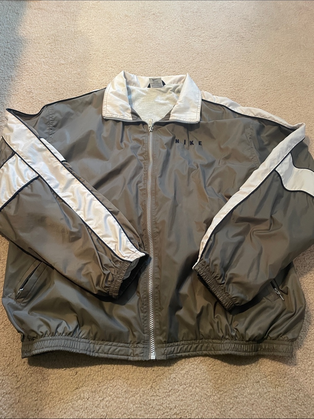 Vintage 90’s Nike Men's Dark Gray and Light Gray Zip-Up Windbreaker Jacket